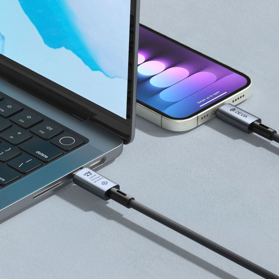 Câble USB-C / USB-C Extreme Speed, 240W, 8K 60Hz, 1m, noir, Devia