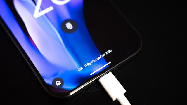Limite de charge : pourquoi l’iPhone l’utilise et comment cela vous aide